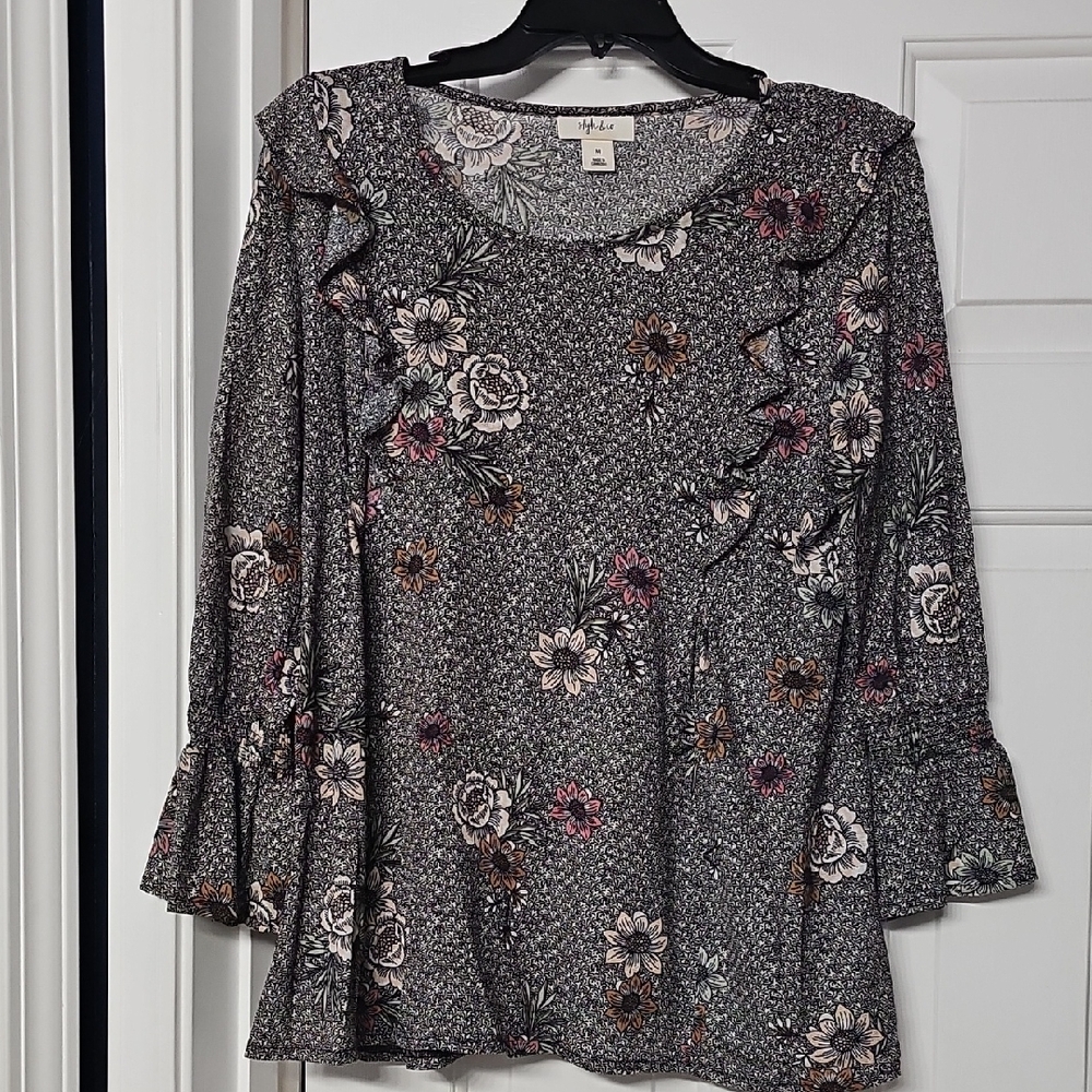 Style & Co. Floral Ruffle Blouse - Black and White